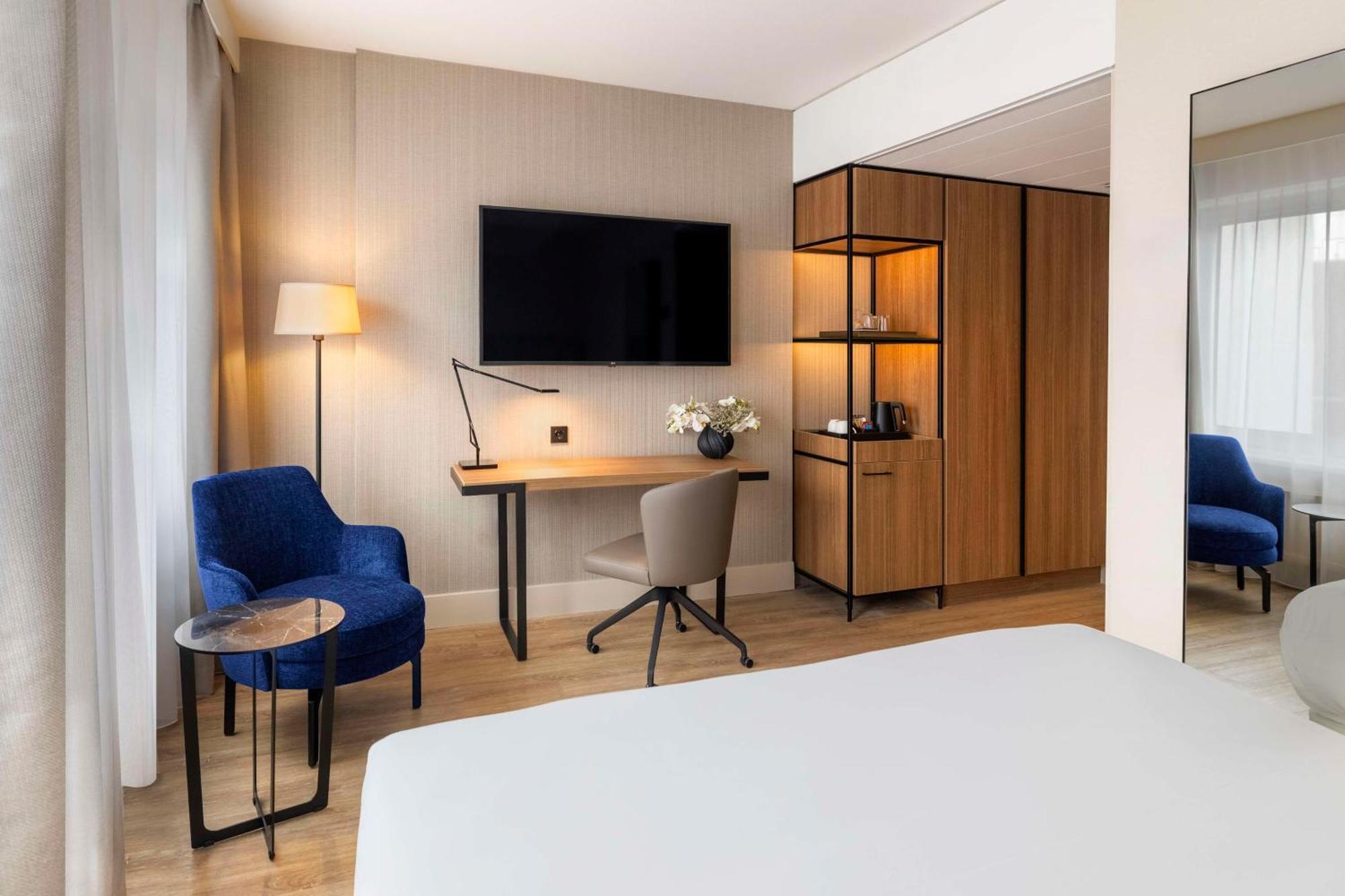 Hotel Nh Leidseplein 4*